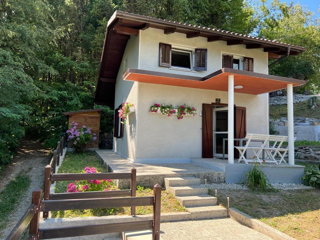 Cosy Cottage With Views Near Kobarid Kültér fotó